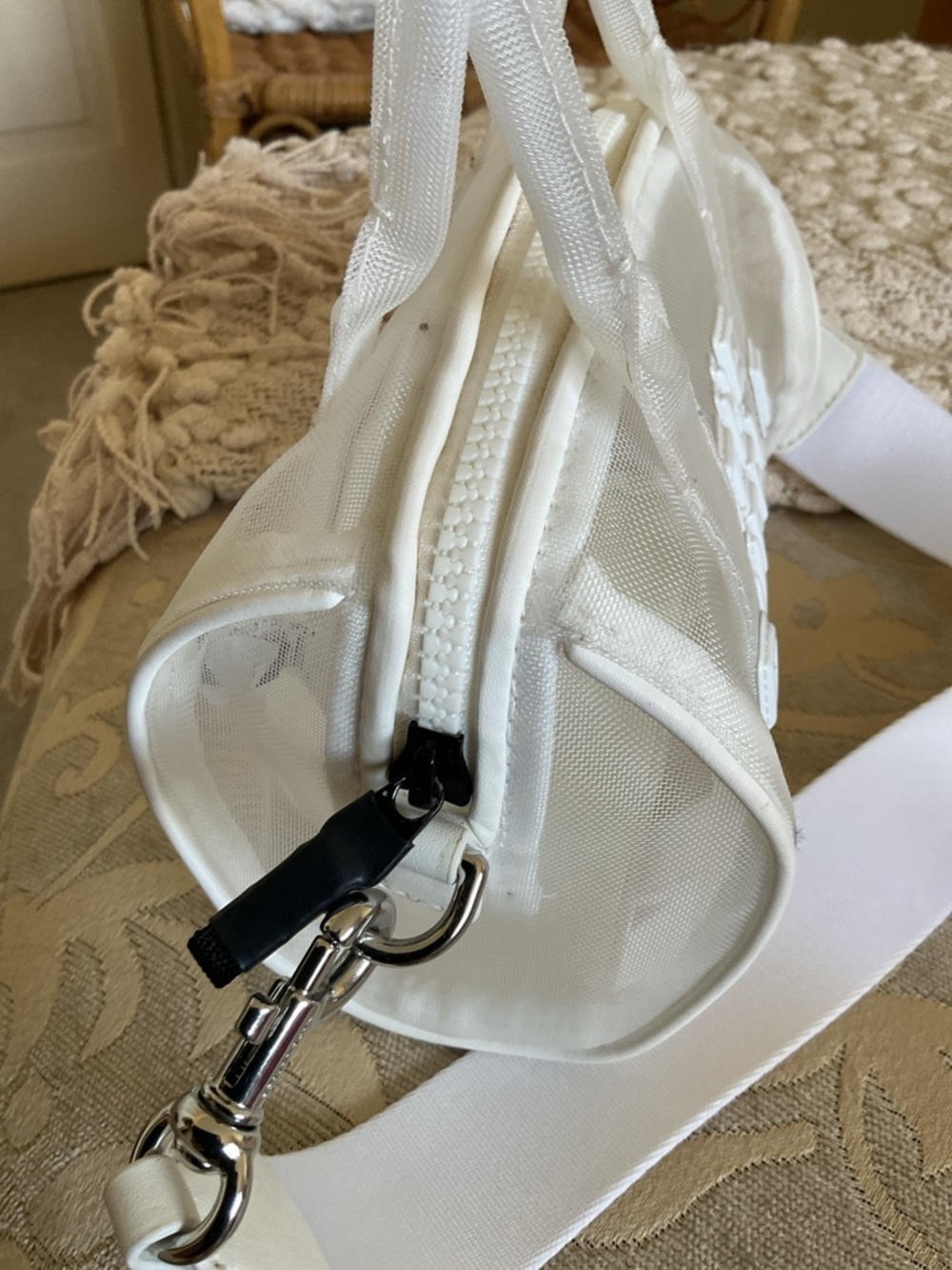 The Duffle Mesh Mini Duffle Bag GUC - Picture 10 of 14